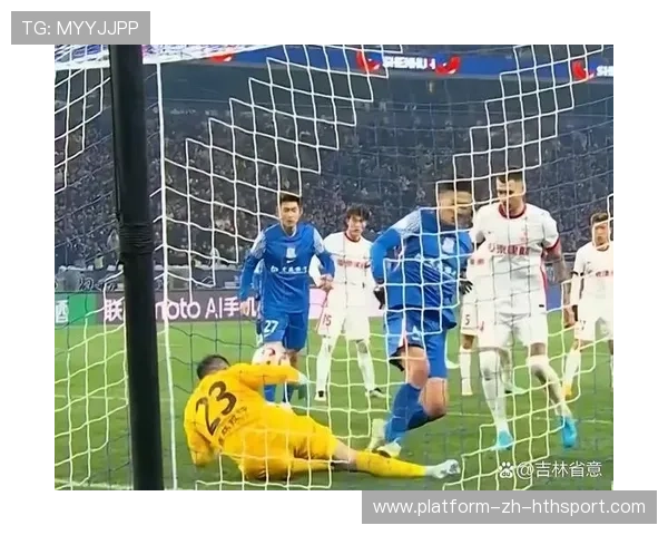 中超联赛裁判判罚尺度引发球迷讨论，中超将出新裁判制度