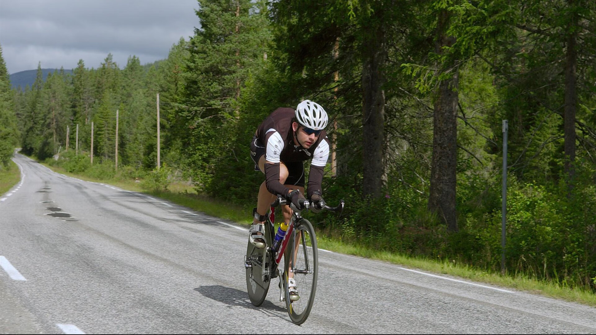 世界杯门将点球大战数据：猜对方向却未扑出球次数统计惊人
